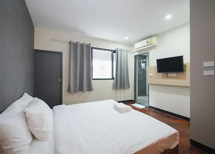 Xx Z Go Bts St Louis Silom V โกอินน์ บีทีเอส เซนต์หลุยส์ สีลม 3 *